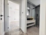 Lapta’da Denize Yürüme Mesafesinde Panoramik Manzaralı Lüks 4+1 Villa