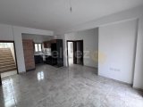 Girne Alsancak'ta Satılık 2+1 Daire - Şehir ve Deniz Manzarası ile Yatırım Fırsatı!