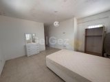 Girne Alsancak'ta Satılık Şık 3+1 Villa - Deniz Manzarası ve Bahçe Keyfi!