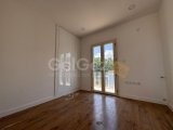 Girne Alsancak'ta 3+1 Satılık Villa