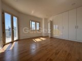 Girne Alsancak'ta 3+1 Satılık Villa
