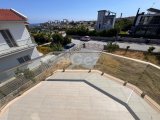 Girne Alsancak'ta 3+1 Satılık Villa