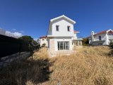 Girne Alsancak'ta 3+1 Satılık Villa