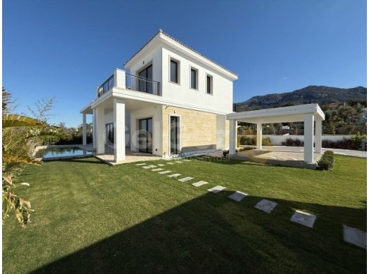 Satılık Ultra Lüks 4+1 Özel Havuzlu Villa Catalkoy