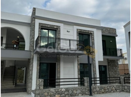 Girne Çatalköy'de Muhteşem Manzaralı 3+1 Penthouse - Satılık