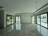 Girne Çatalköy'de Özel Havuzlu 3+1 Villa Satılık