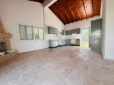 Girne Karşıyaka'da 3+1 satılık müstakil villa