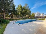 Girne Karşıyaka'da 3+1 satılık müstakil villa