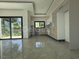 Girne Yeşiltepe'de 3+1 Satılık İkiz Villa