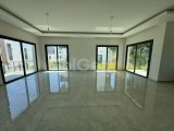 Girne Yeşiltepe'de 3+1 Satılık İkiz Villa