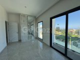 Girne Yeşiltepe'de 3+1 Satılık İkiz Villa