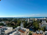 Girne'nin Kalbinde Satılık 2+1 Deniz ve Dağ Manzaralı Daire