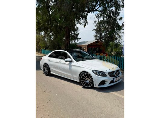 Mercedes C180