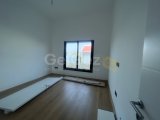 GİRNE / ÇATALKÖY ‘DE DAĞ VE DENİZ MANZARALI FULL EŞYALI HUZUR DOLU BİR KONUMDA HAVUZLU LÜKS VİLLA