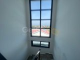 GİRNE / ÇATALKÖY ‘DE DAĞ VE DENİZ MANZARALI FULL EŞYALI HUZUR DOLU BİR KONUMDA HAVUZLU LÜKS VİLLA