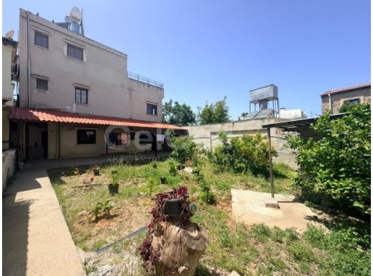 GAZIMAGUSA KALIÇI SATILIK MUSTAKIL EV TÜRKKOÇAN (TERASLA BIRLIKDE 3 KAT)