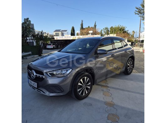 2021 MERCEDES CLA 180