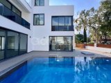 Satılık lüks, taşınmaya hazır 4+1 villa, Alsancak, Girne