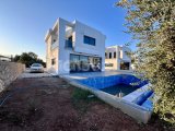 Satılık 3+1 villa, özel havuzlu. Çatalköy, Kyrenia. Türk koçan