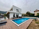 Satılık 3+1 özel havuzlu villa, Ozanköy Girne