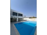Kiralık 4+1 deniz manzaralı villa – Çatalköy, Girne