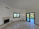 Satılık 4+1 lux villa, Alsancak, Girne. !!!!! TEK YETKİLİ !!!!!!!!