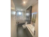 Satılık 4+1 büyük özel havuzlu, deniz ve dağ mnzaralı lüx penthouse. Girne merkez