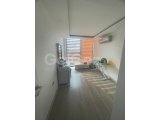 Satılık 4+1 büyük özel havuzlu, deniz ve dağ mnzaralı lüx penthouse. Girne merkez