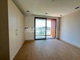 Satılık 2+1 Lüks daire, Premium Rezidans, ortak yüzme havuzu. Dogankoy, Girne. Türk koçan