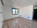 Satılık lüks, taşınmaya hazır 4+1 villa, Alsancak, Girne