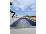 Satılık lüx özel havuzlu ve deniz manzaralı 4+1 villa, Çatalköy. Kyrenia