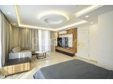 Girne merkezinde satılık modern ve lux 3+1 penthouse, özel havuzlu, özel çatı terası