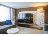 Girne merkezinde satılık modern ve lux 3+1 penthouse, özel havuzlu, özel çatı terası