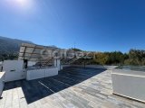 Satılık LÜX YENİ, taşınmaya hazır 4+1 özel havuzlu müstakil modern villa. Bellapais. Girne. TÜRK KOÇAN