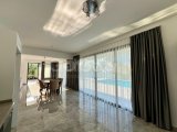 Girne Çatalköyde satılık lux 5+1 villa