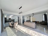 Girne Çatalköyde satılık lux 5+1 villa
