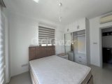 Girne merkezde kiralık 2+1 daire, deniz ve dağ manzaralı, geniş teraslı
