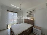 Girne merkezde kiralık 2+1 daire, deniz ve dağ manzaralı, geniş teraslı