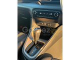 TOYOTA YARİS 1.5 cc Hibrit