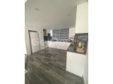 Satılık 4+1 büyük özel havuzlu, deniz ve dağ mnzaralı lüx penthouse. Girne merkez