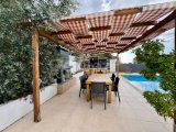 Satılık lüx 5+1 villa, Edremit, Girne