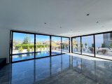 Satılık 4+1 lux ozel havuzlu villa. Catalkoy, Girne