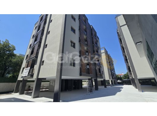 SATILIK 1+1 TİCARİ İZİNLİ DAİRE GİRNE ÇARŞI