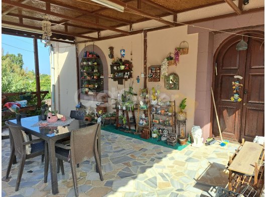 SATILIK 4+2 TARİHİ KIBRIS EVİ