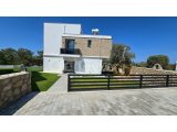 SATILIK 3+1 ULTRALUX MÜSTAKİL VİLLA ESENTEPE GİRNE