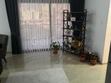 Girne Merkez'de Şehir ve Deniz Manzaralı Modern Penthouse Satılık!