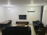 Girne Merkez'de Şehir ve Deniz Manzaralı Modern Penthouse Satılık!