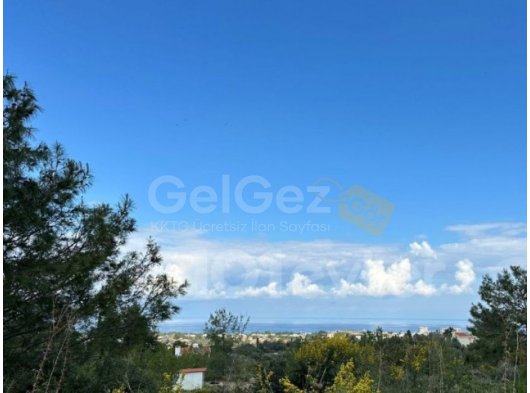 Girne Çatalköy'de Dağ ve Deniz Manzaralı Konut İmarlı Arsa Satışı
