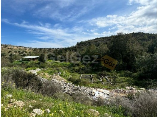 Girne Çatalköy'de Doğa Manzaralı Konut İmarlı Arsa - 3345 m² Satılık Fırsat!