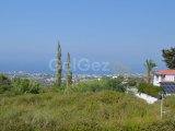 Girne Edremit'te Satılık Konut İmarlı Arsa - Şehir ve Deniz Manzarası!